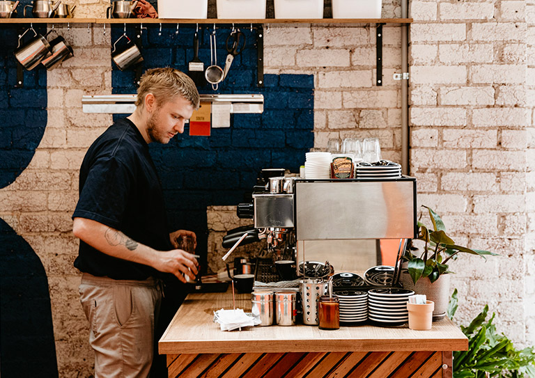 The cafe POS system <br>that helps you serve<br>faster and grow easier