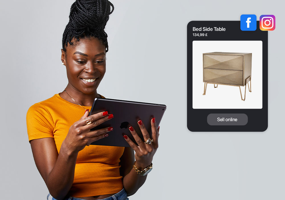 Person using Lightspeed iPad ePOS